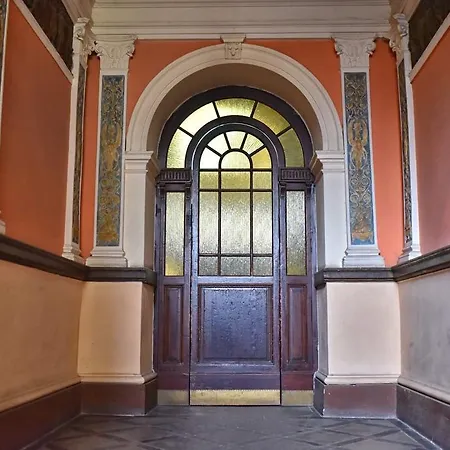 The Great Location Of Old Town Daire Prag